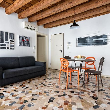 Lovely Apartment In Vicenza Exterior foto